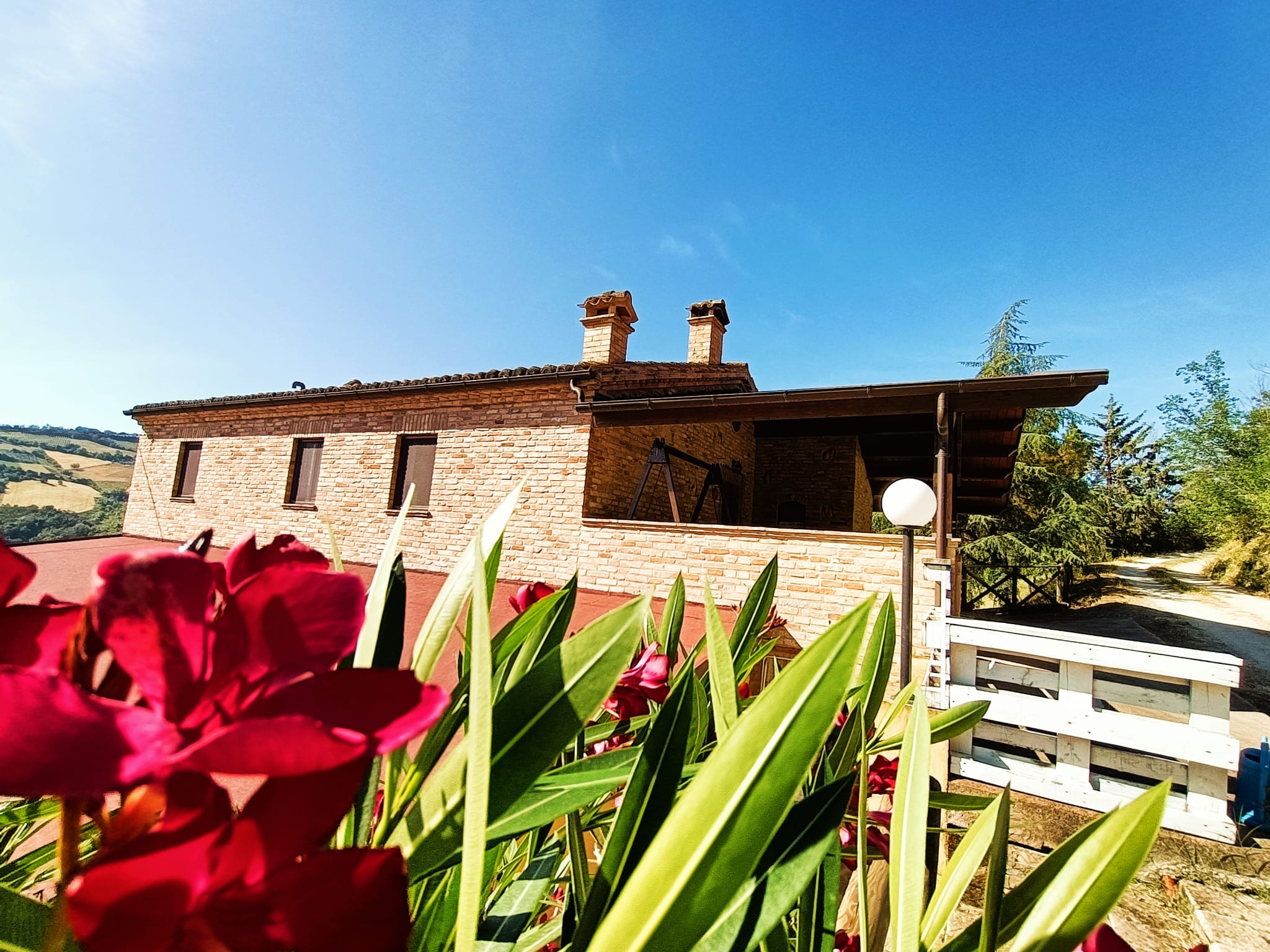 Villa e fiori